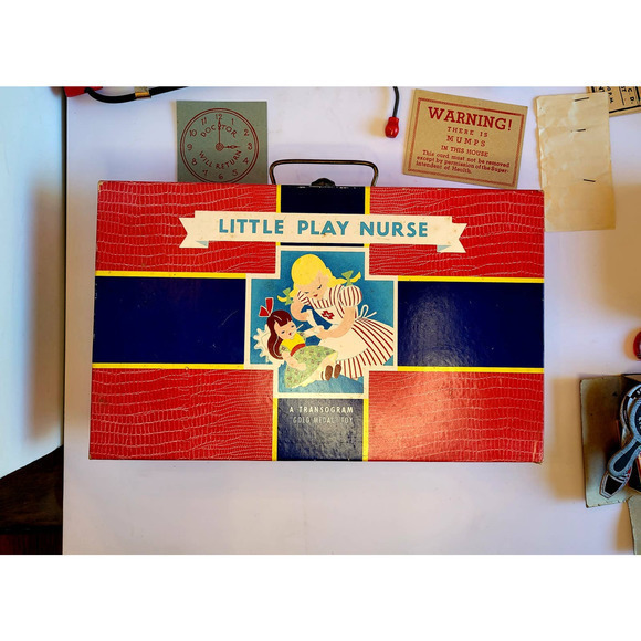 Mid century Modern Little Play Nurse 40s A Transogram Golden Medal Toy Nurse Kit - Picture 3 of 10